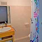 Holiday home L'atelier, Aire De Loisirs Avec Piscine *