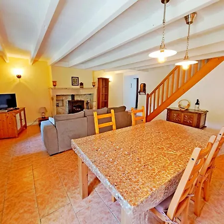 L'atelier, Aire De Loisirs Avec Piscine 度假居
